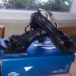 Abeo 'Gabbie' Black Leather Sandals - Brand New